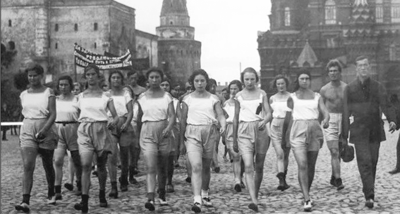 Sovietų pastangos sugriauti šeimą prieš 100 metų